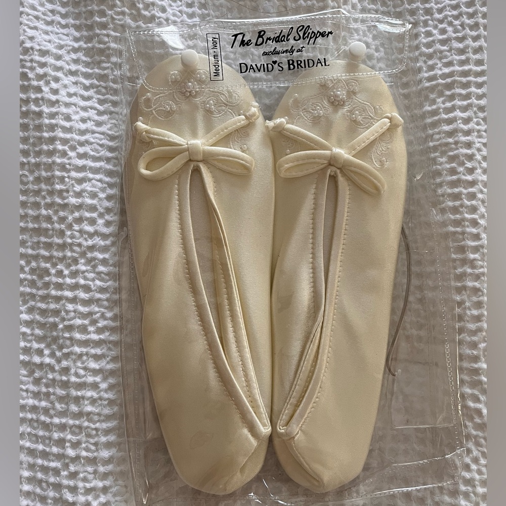 David's Bridal Ivory Satin Bridal Ballet Flats